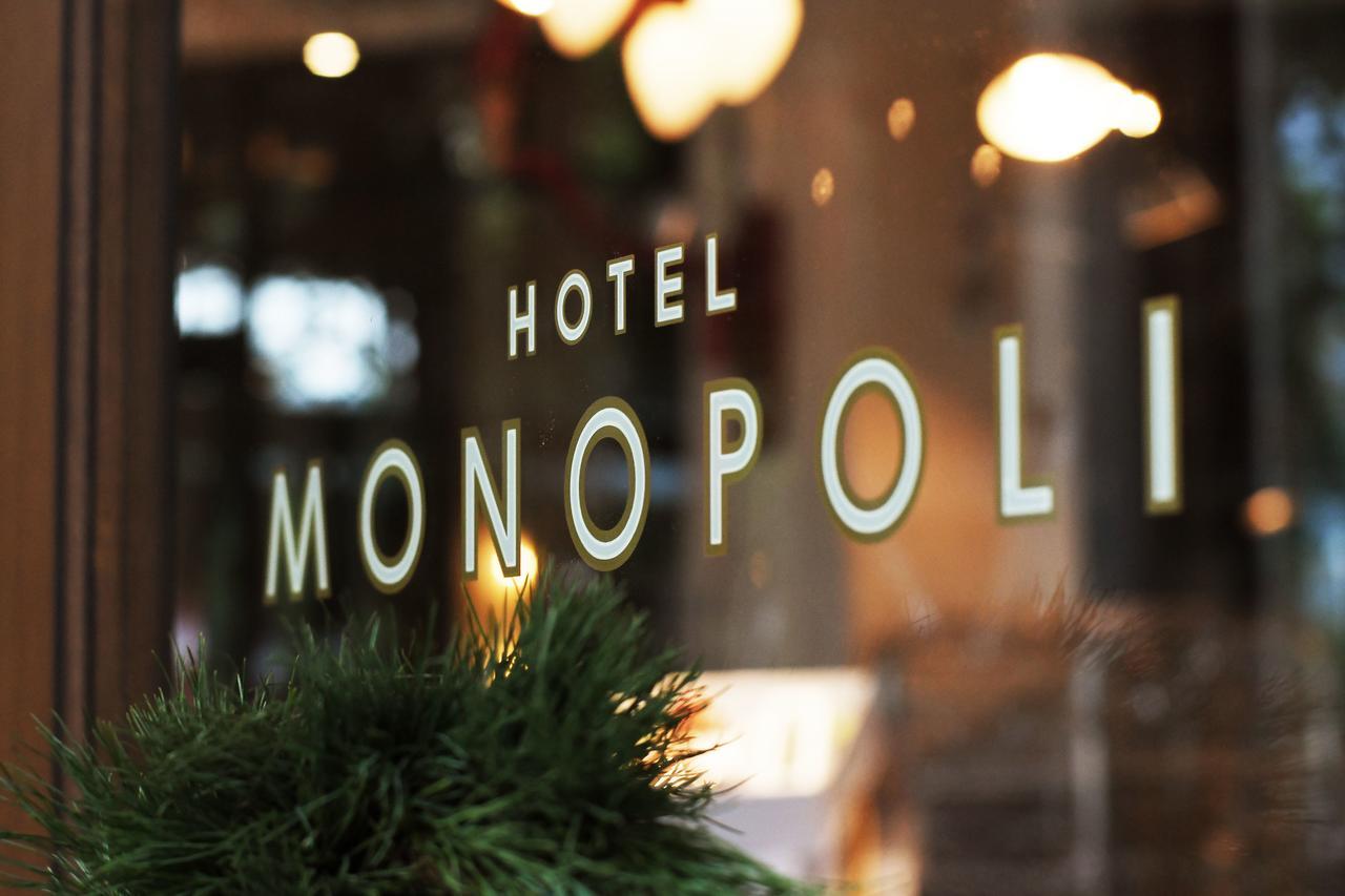 Hotel Monopoli Jakarta Exteriör bild